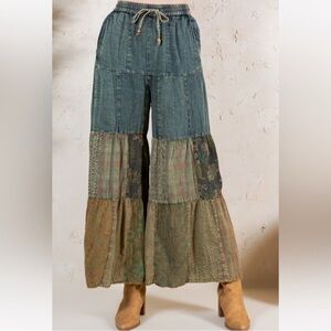 #128 NWT Patchwork Flare & Wide Leg Jeans